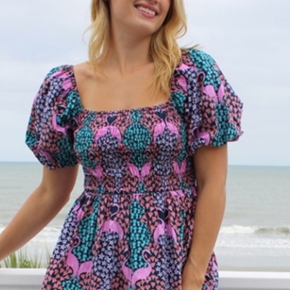 Simply Southern Flamingo puff sleeve top size Small